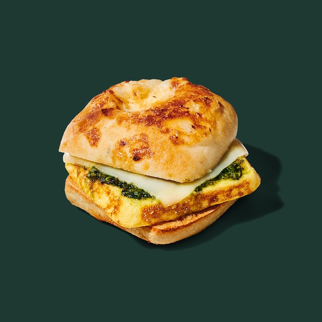 egg-pesto-mozzarella-sandwich